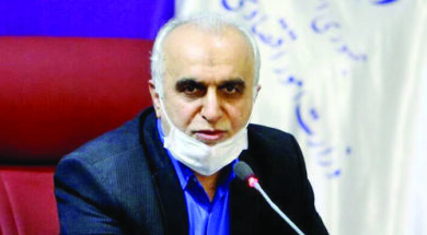 دژپسند- وزیر اقتصاد