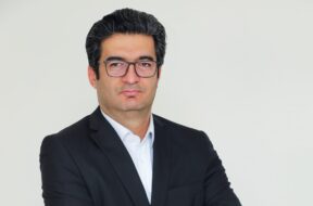 ۲۶آبان عکس آقای روشن قلب