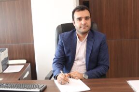 ۶آذر قهرمانی