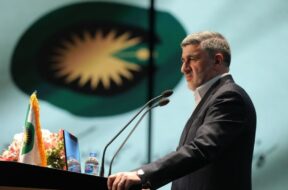 ۱آبان حرکت به سوی ارزش گذاری