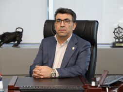 تغییر با عکس صفحه ۱۶